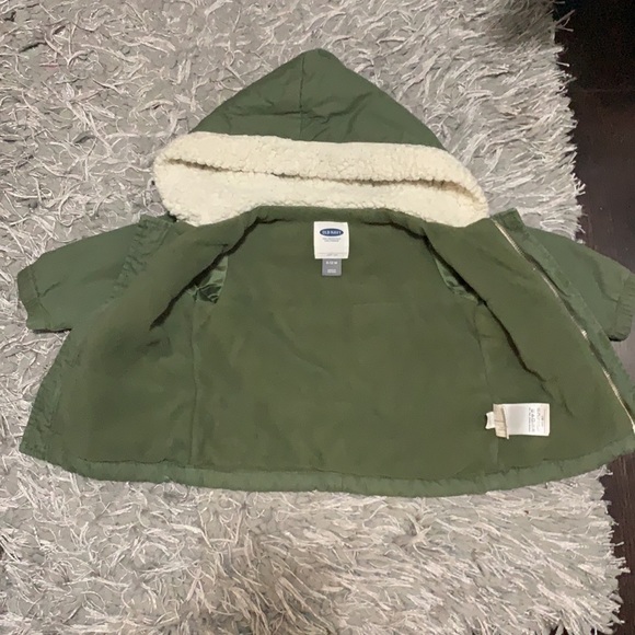 Old navy baby jacket! EUC! - Picture 5 of 6